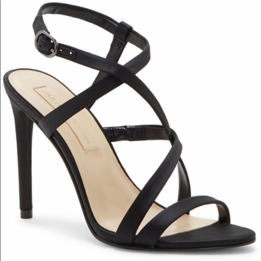 NWB Vince Camuto Ramsey Satin Sandal in  Black Size 6